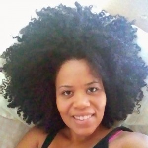 Cabeleireiro de Brunna Gonçalves dá dicas de cuidados para cabelo cacheado